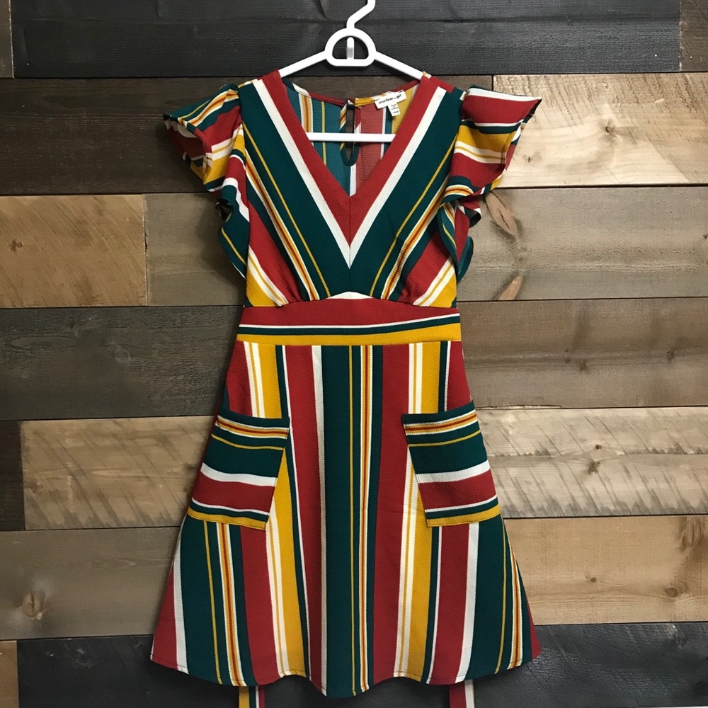 Super cute girls dress